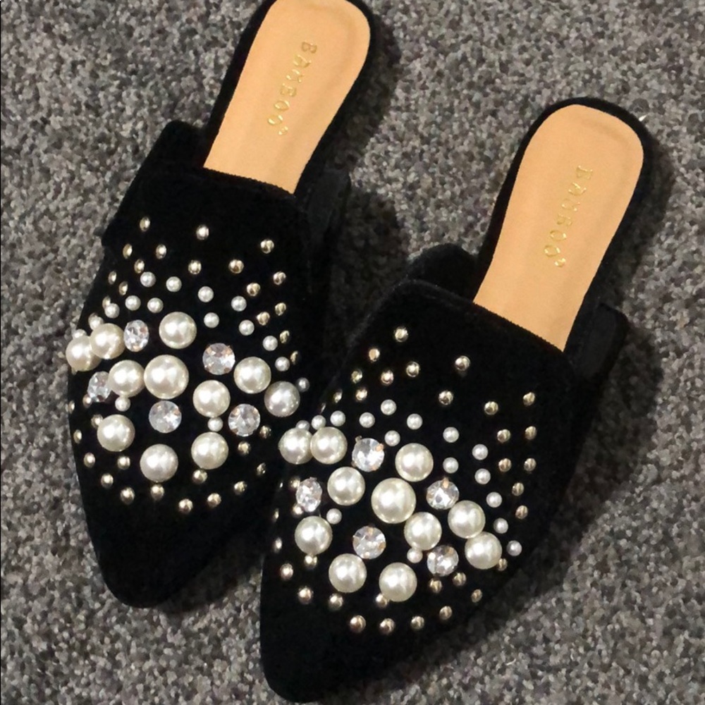 Brand new bamboo jeweled mules